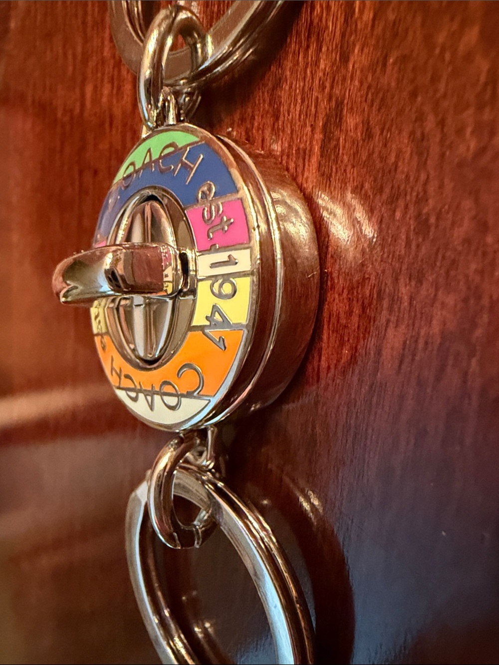COACH Legacy Enamel Turnlock Valet Keyring-Silver Hardware - Picture 14 of 16
